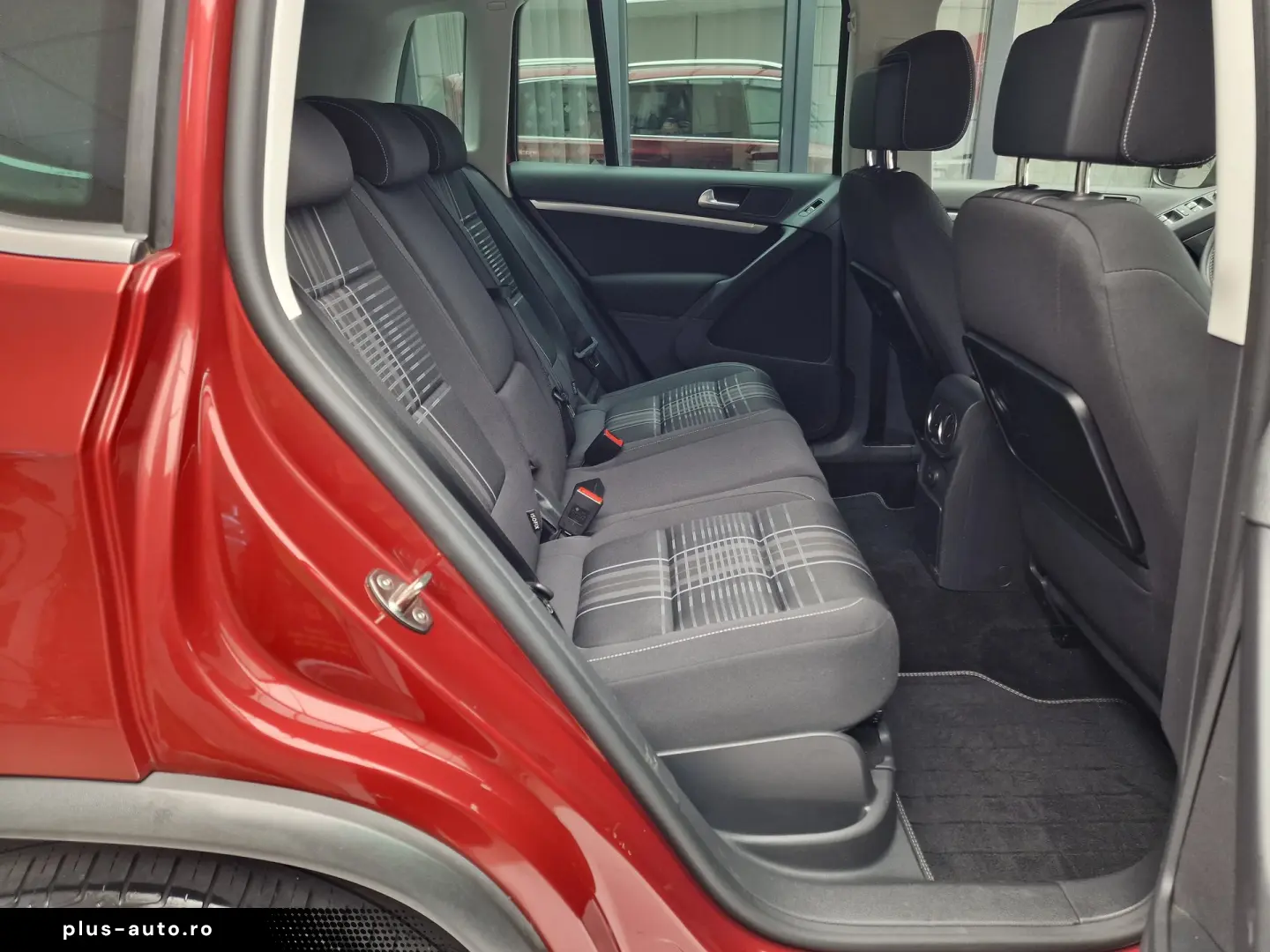 Volkswagen Tiguan 2.0 TDI Lounge Sport & Style 4Motion   Eur