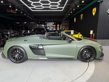 Audi R8 Spyder 5.2 FSI  Capristo Carbon B&O Laser