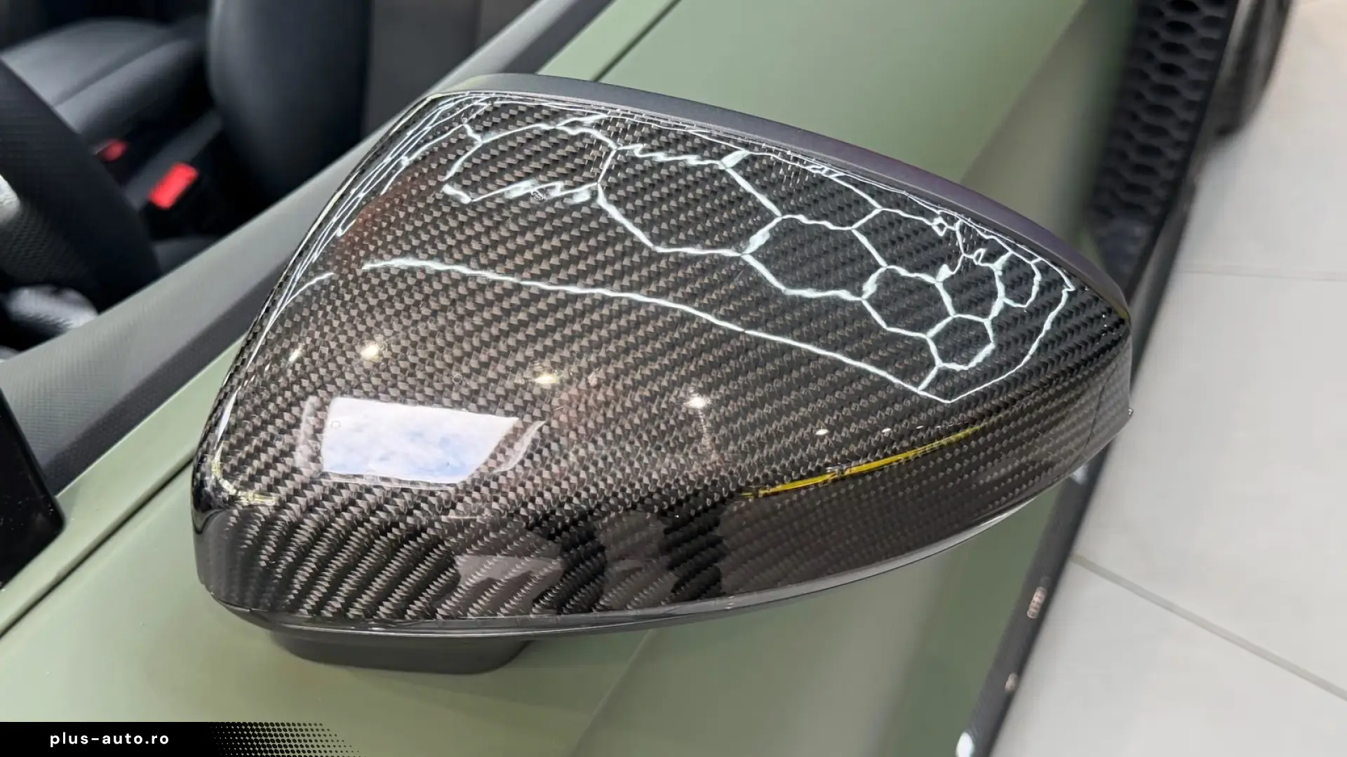 Audi R8 Spyder 5.2 FSI  Capristo Carbon B&O Laser
