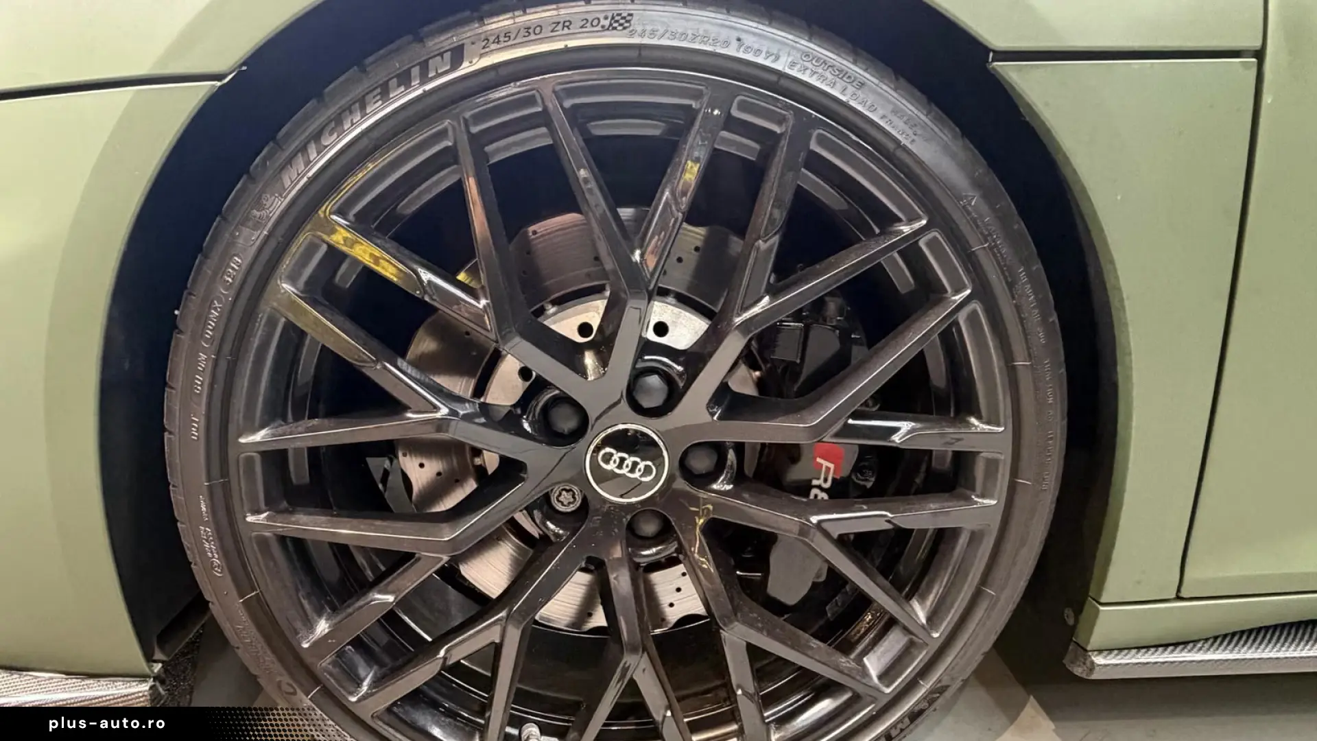 Audi R8 Spyder 5.2 FSI  Capristo Carbon B&O Laser