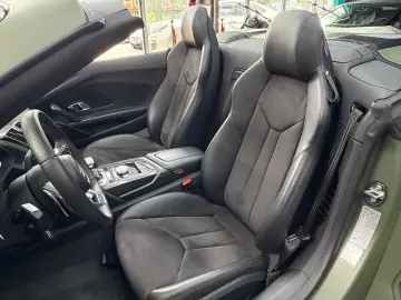 Audi R8 Spyder 5.2 FSI  Capristo Carbon B&O Laser