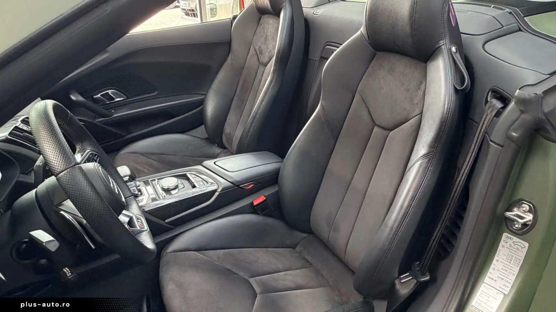 Audi R8 Spyder 5.2 FSI  Capristo Carbon B&O Laser