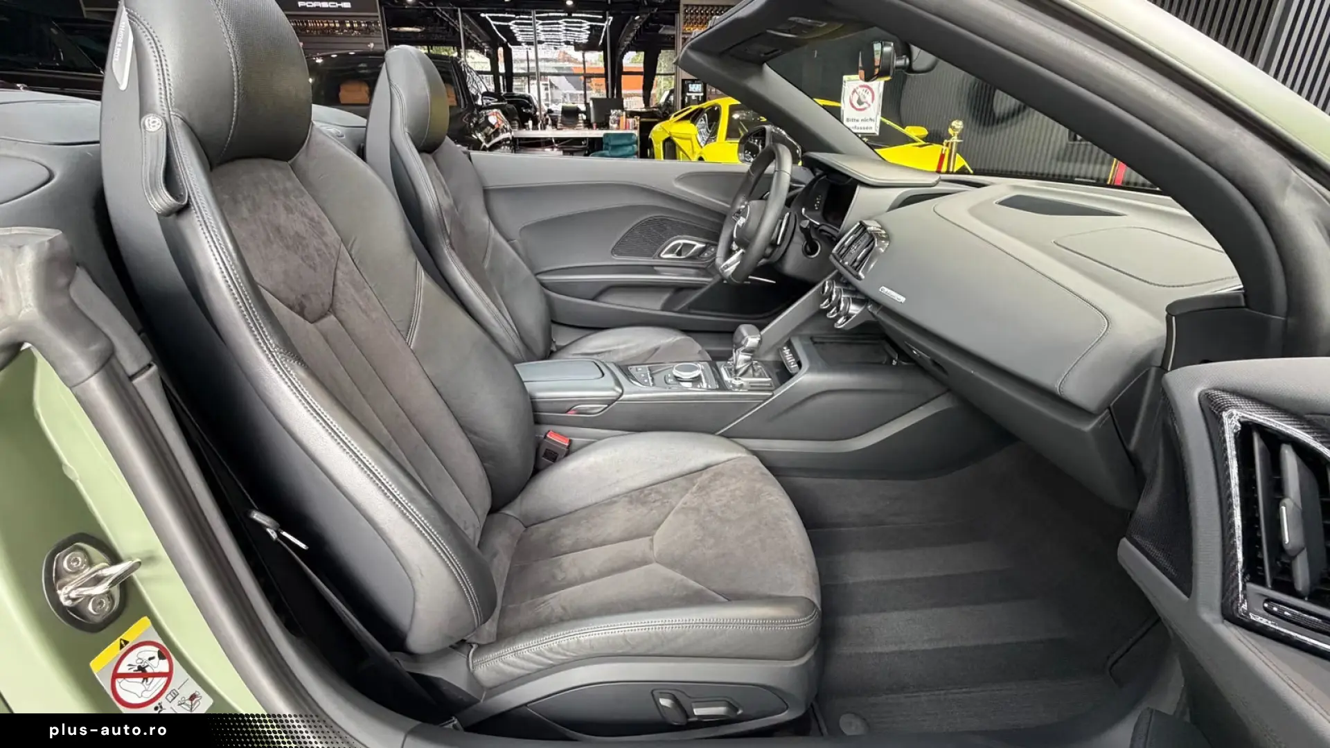 Audi R8 Spyder 5.2 FSI  Capristo Carbon B&O Laser