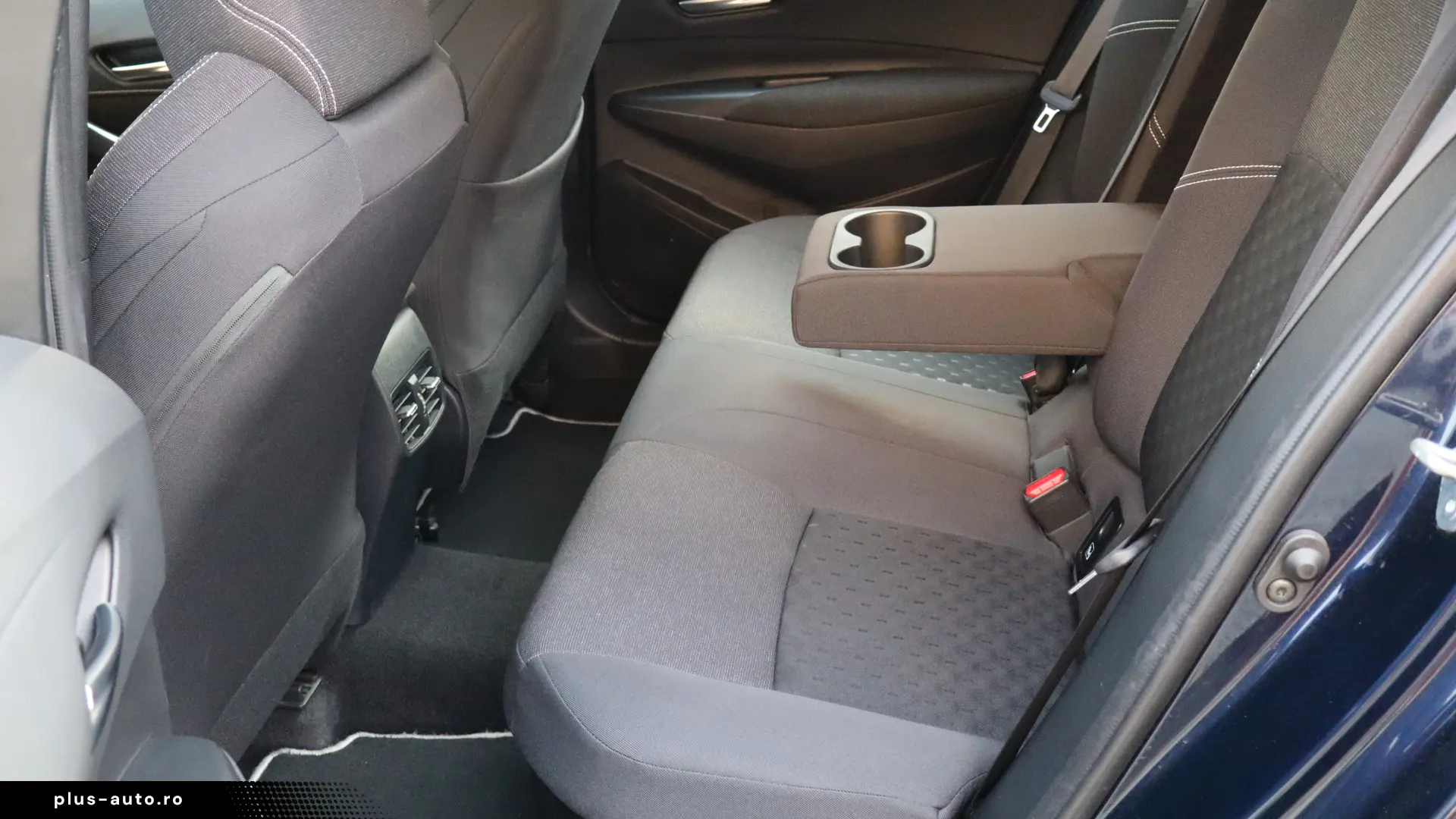 Toyota Corolla 1.8 HSD Dynamic
