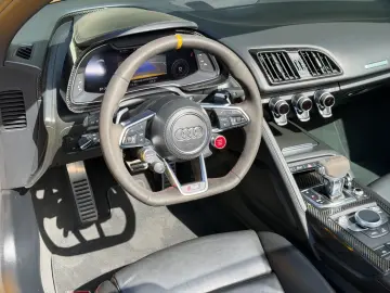 Audi R8 Spyder 5.2 FSI quattro performance Keramik KW