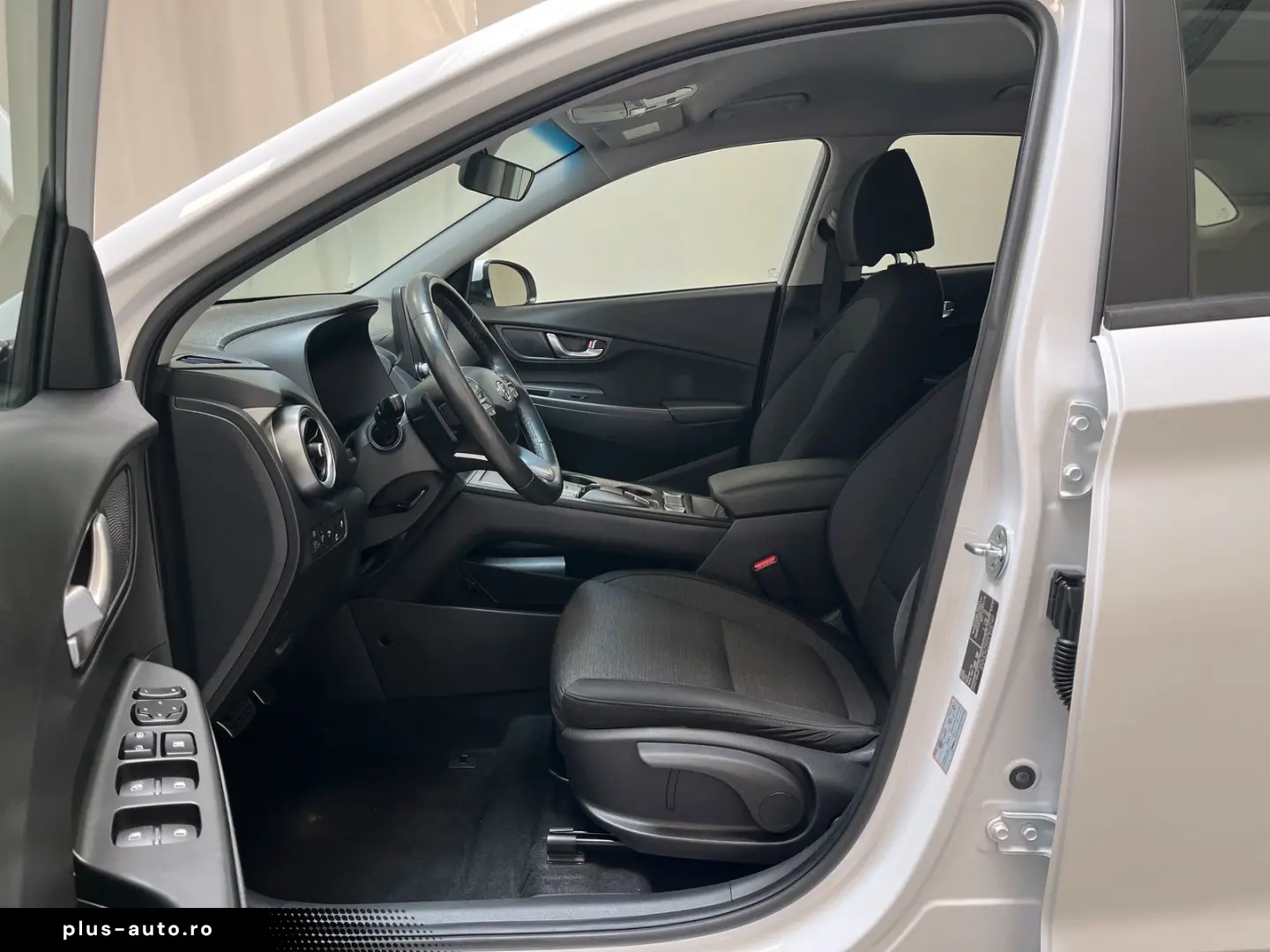 HYUNDAI Kona Select 39 2 kWh ACC CarPlay