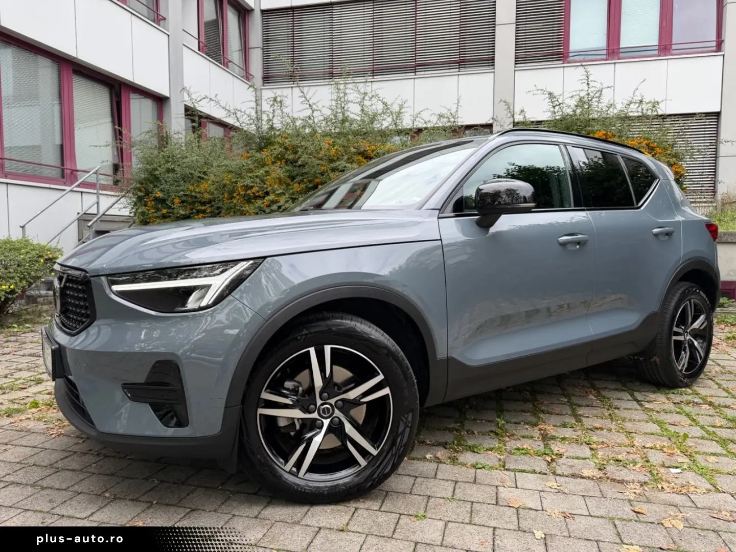 VOLVO XC40 Plus Dark 1.Hd H&K Kamera Pilot Ass. LED
