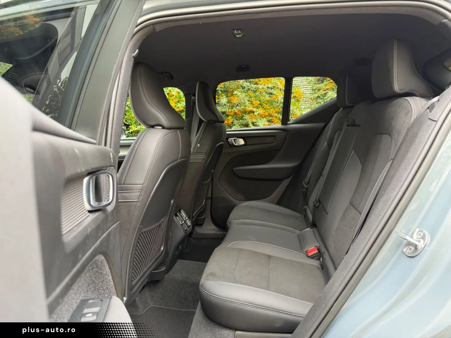VOLVO XC40 Plus Dark 1.Hd H&K Kamera Pilot Ass. LED