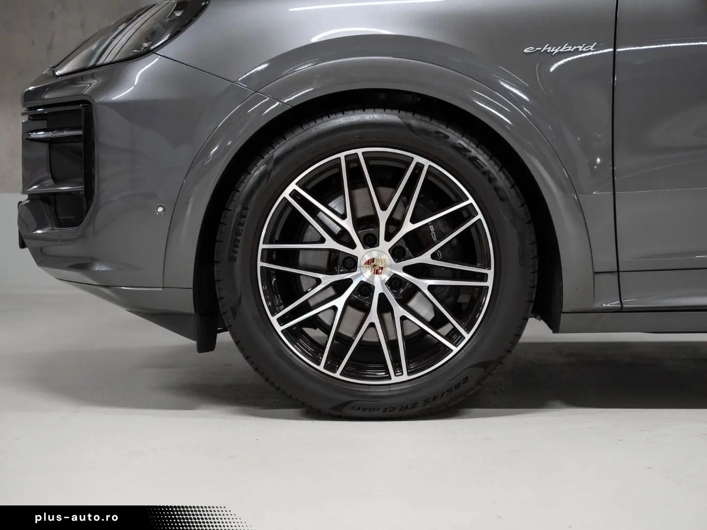 PORSCHE Cayenne E-Hybrid BOSE HeadUp InnoDrive PASM