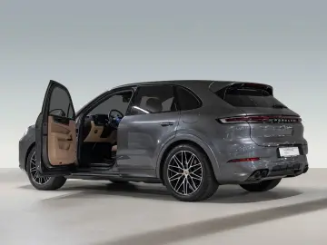 PORSCHE Cayenne E-Hybrid BOSE HeadUp InnoDrive PASM