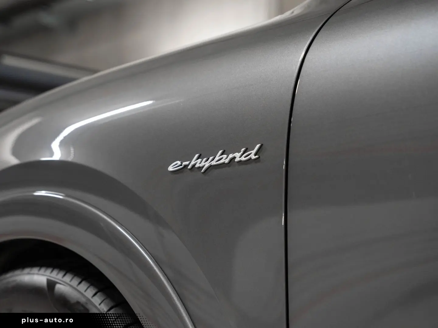 PORSCHE Cayenne E-Hybrid BOSE HeadUp InnoDrive PASM