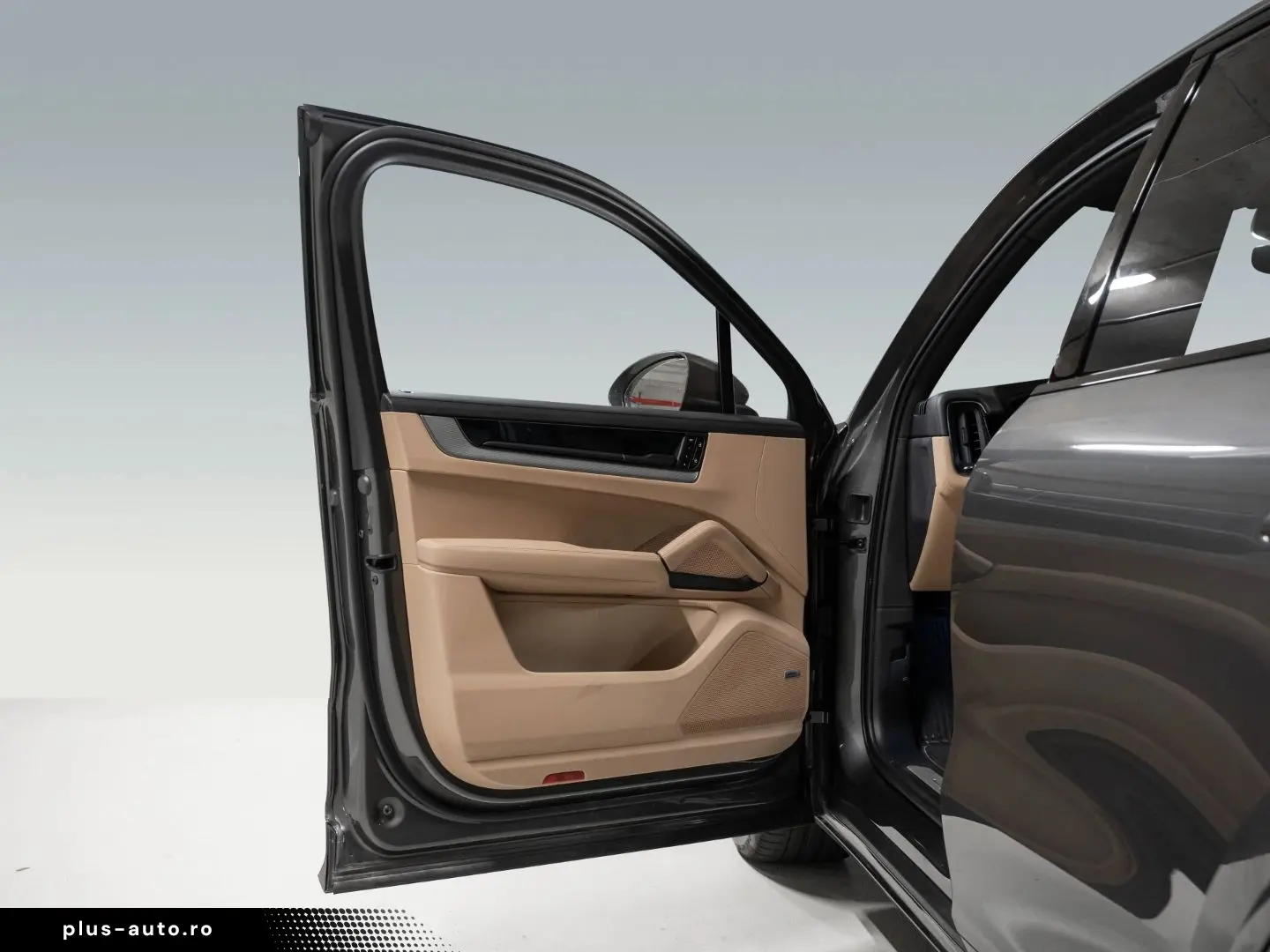 PORSCHE Cayenne E-Hybrid BOSE HeadUp InnoDrive PASM