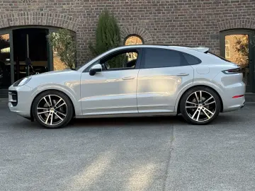 PORSCHE Cayenne E-Hybrid Coupe SPORTDESIGN INNODRIVE 22