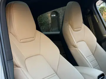 PORSCHE Cayenne E-Hybrid Coupe SPORTDESIGN INNODRIVE 22