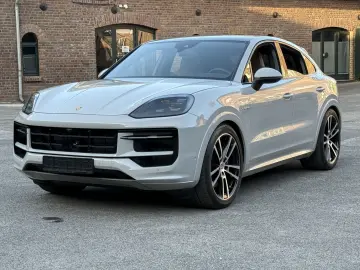 PORSCHE Cayenne E-Hybrid Coupe SPORTDESIGN INNODRIVE 22