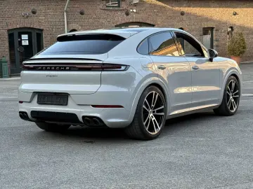 PORSCHE Cayenne E-Hybrid Coupe SPORTDESIGN INNODRIVE 22