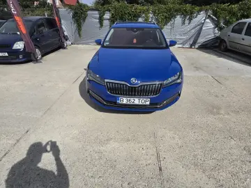 Skoda Superb 2022 1.4 Benzina Hibrid