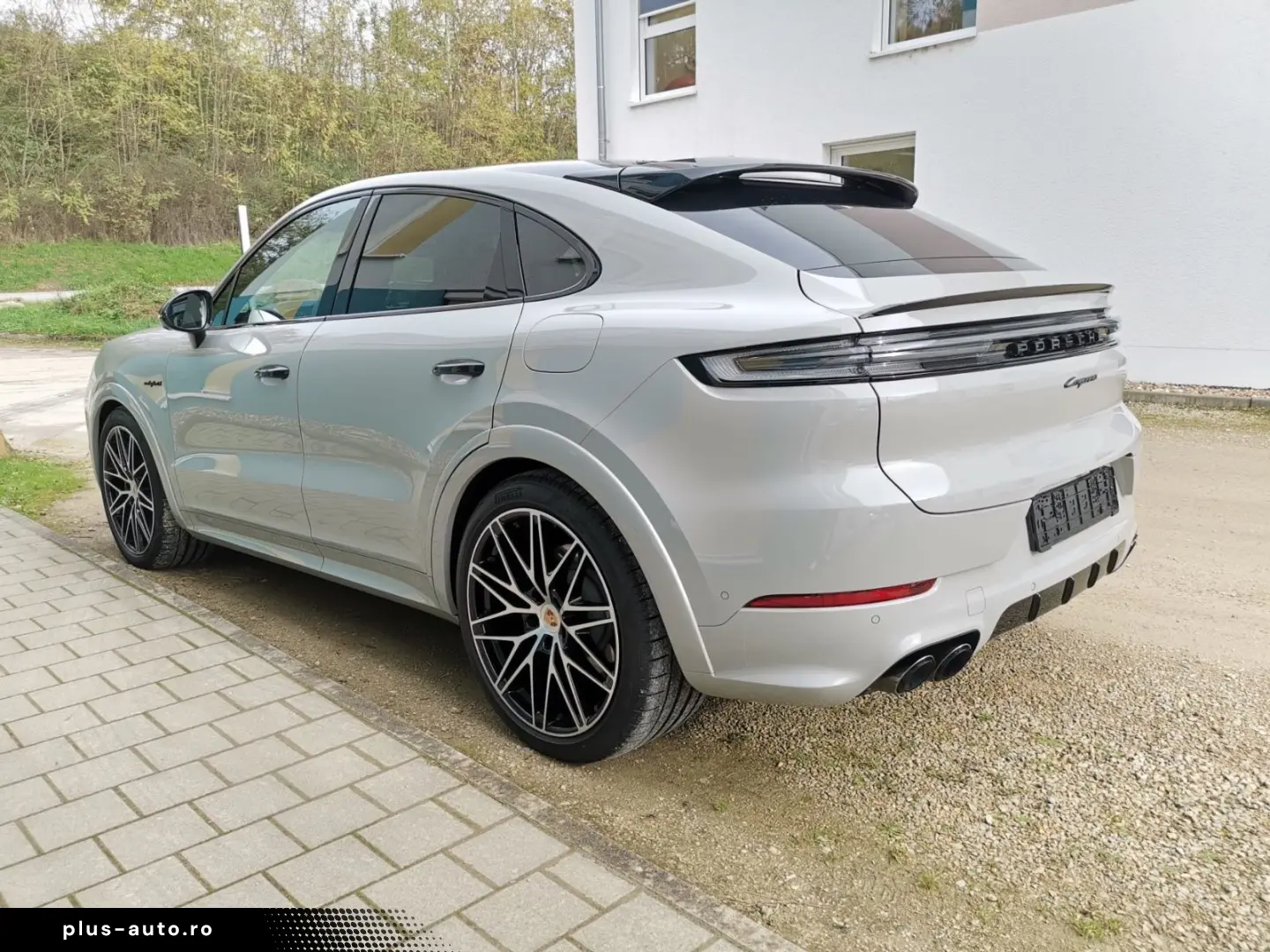 PORSCHE Cayenne E-Hybrid Coupe SportDesign KREIDE BEIGE