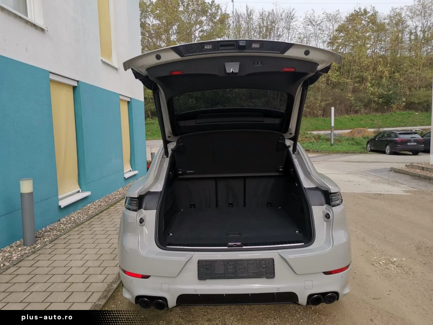 PORSCHE Cayenne E-Hybrid Coupe SportDesign KREIDE BEIGE