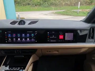 PORSCHE Cayenne E-Hybrid Coupe SportDesign KREIDE BEIGE