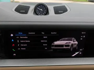 PORSCHE Cayenne E-Hybrid Coupe SportDesign KREIDE BEIGE