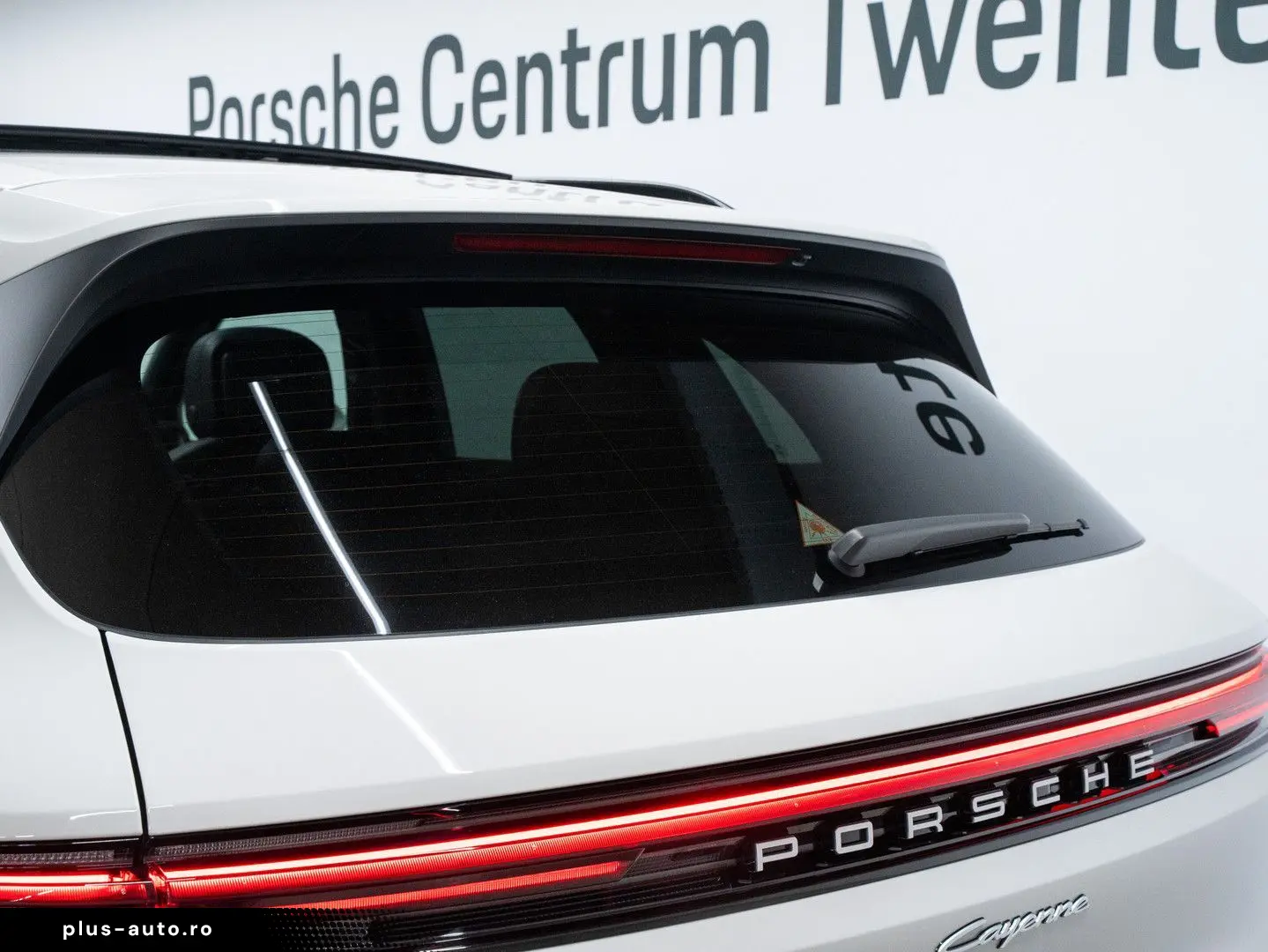 PORSCHE Cayenne E-Hybrid