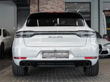 Porsche Macan GTS SPORT-DESIGN AHK ACC PANO 21-ZOLL