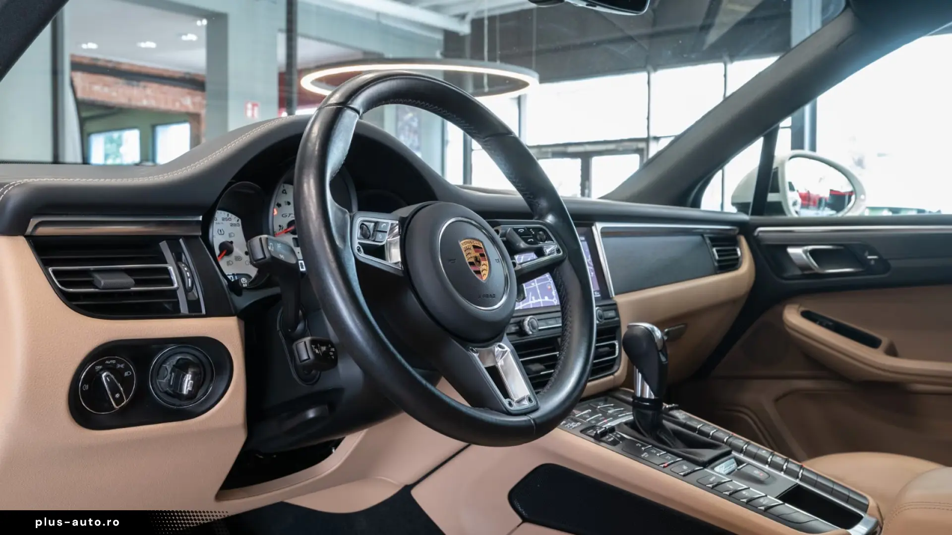 Porsche Macan GTS SPORT-DESIGN AHK ACC PANO 21-ZOLL