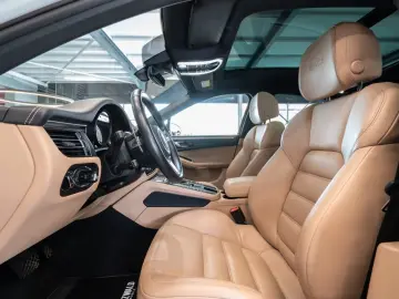 Porsche Macan GTS SPORT-DESIGN AHK ACC PANO 21-ZOLL