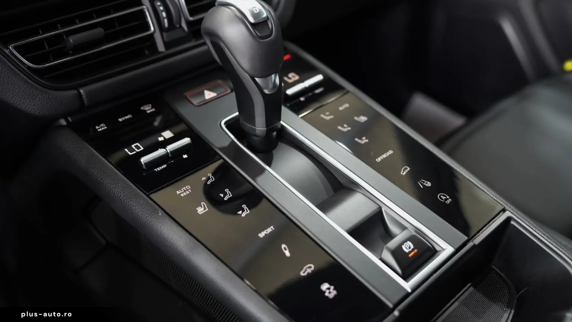Porsche Macan PDK AIR SUSP PDLS  14-WAY 20 LM 1-HD