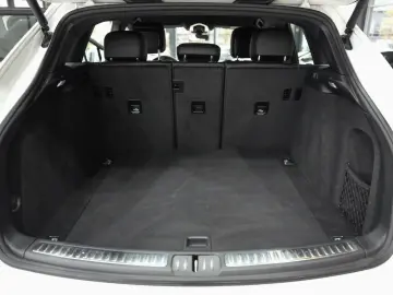 Porsche Macan SOUND-PACKAGE  LED 1.HAND