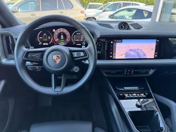 PORSCHE Cayenne Coupe E-Hybrid MATRIX PANO BOSE 360 KAM