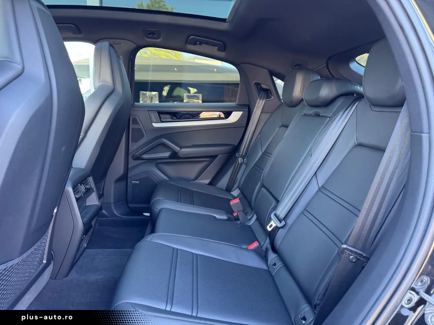 PORSCHE Cayenne Coupe E-Hybrid MATRIX PANO BOSE 360 KAM