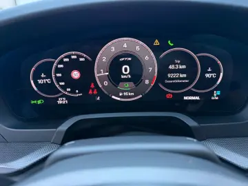 PORSCHE .2 911 Targa 4 GTS T-Hybrid BURMESTER PCCB LIFT