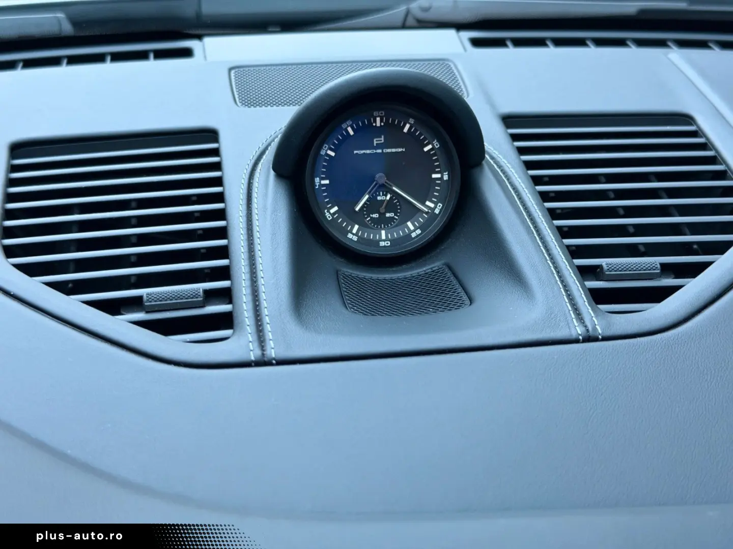 PORSCHE .2 911 Targa 4 GTS T-Hybrid BURMESTER PCCB LIFT