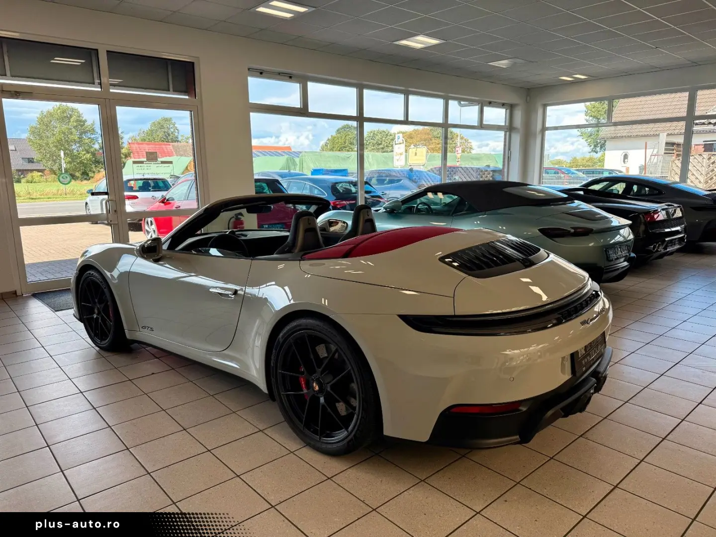 PORSCHE 911 992 Carrera 4 GTS Cabrio