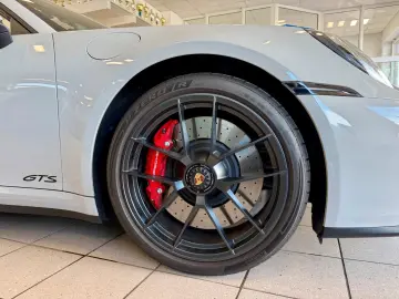 PORSCHE 911 992 Carrera 4 GTS Cabrio