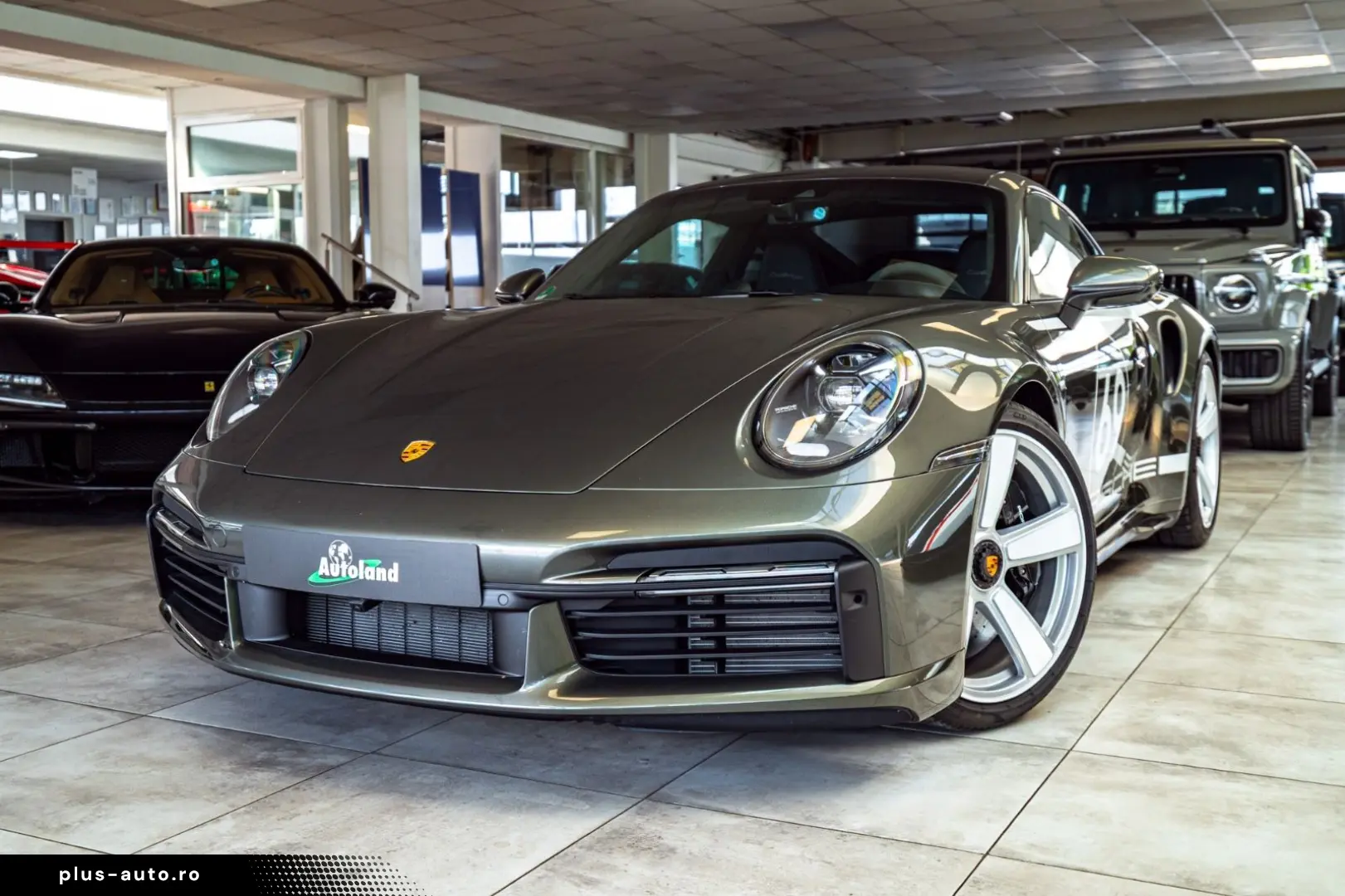 PORSCHE 911 Turbo 50 Jahre Carbondach Heritage Burm 360