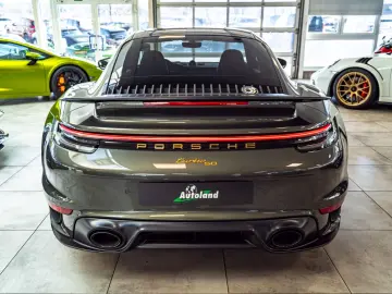 PORSCHE 911 Turbo 50 Jahre Carbondach Heritage Burm 360