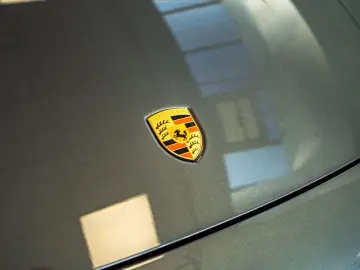 PORSCHE 911 Turbo 50 Jahre Carbondach Heritage Burm 360