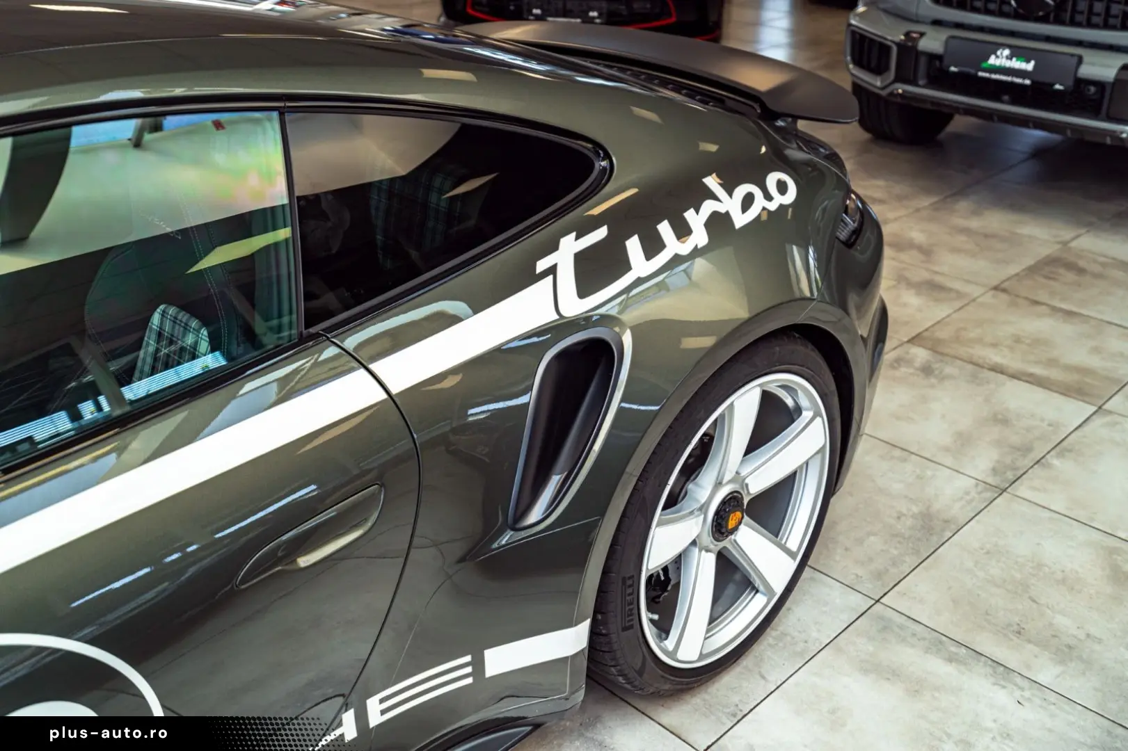 PORSCHE 911 Turbo 50 Jahre Carbondach Heritage Burm 360