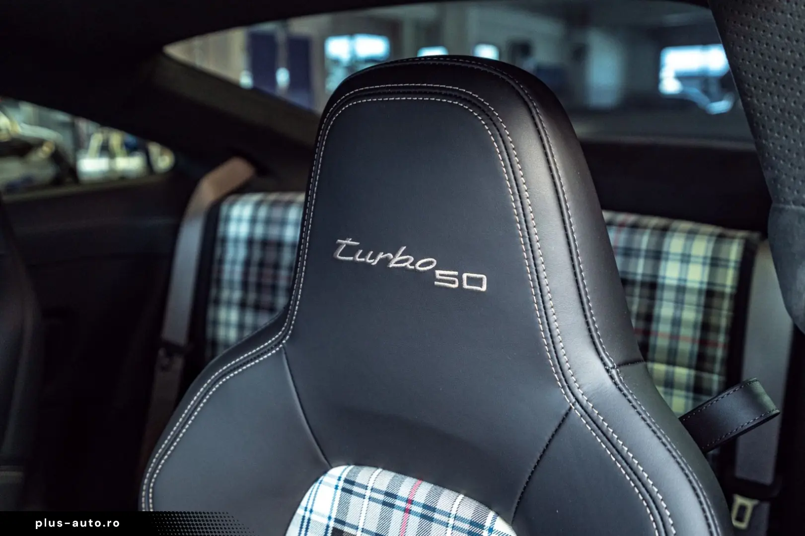 PORSCHE 911 Turbo 50 Jahre Carbondach Heritage Burm 360