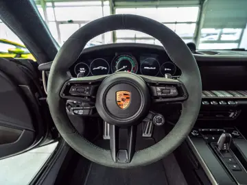 PORSCHE 911 Turbo 50 Jahre Carbondach Heritage Burm 360