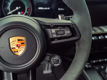 PORSCHE 911 Turbo 50 Jahre Carbondach Heritage Burm 360