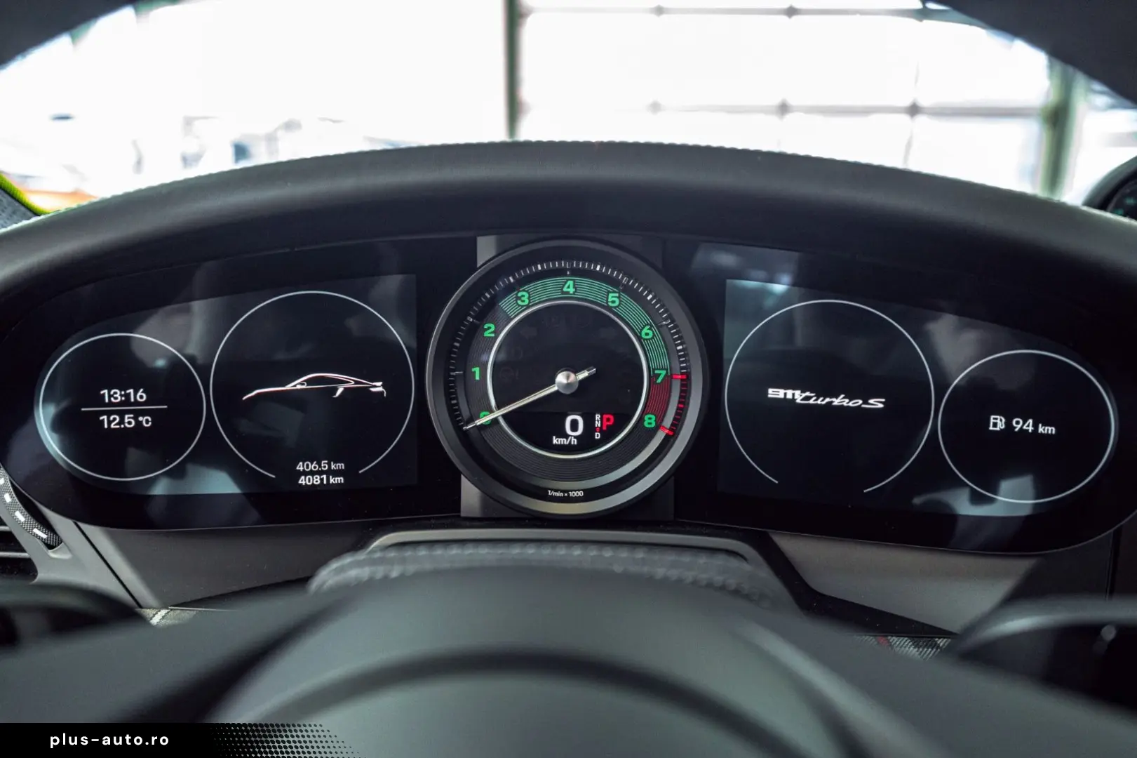 PORSCHE 911 Turbo 50 Jahre Carbondach Heritage Burm 360