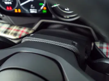 PORSCHE 911 Turbo 50 Jahre Carbondach Heritage Burm 360