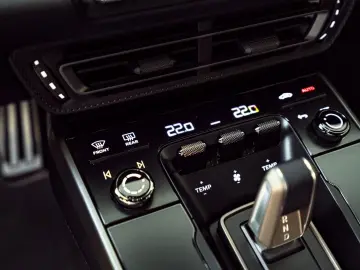 PORSCHE 911 Turbo 50 Jahre Carbondach Heritage Burm 360