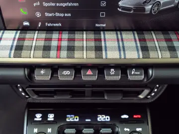 PORSCHE 911 Turbo 50 Jahre Carbondach Heritage Burm 360