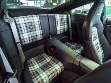 PORSCHE 911 Turbo 50 Jahre Carbondach Heritage Burm 360