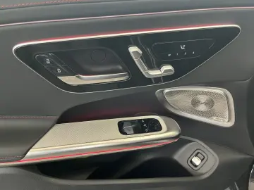 MERCEDES-BENZ CLE53 4M Pano 20 Y Night Burmester Digital